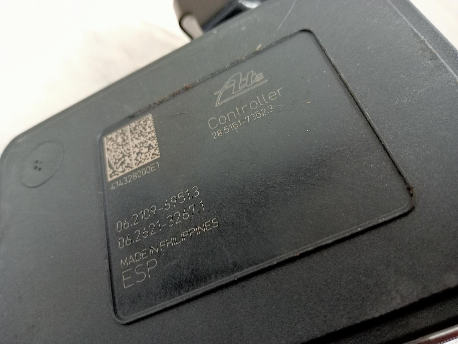8951198