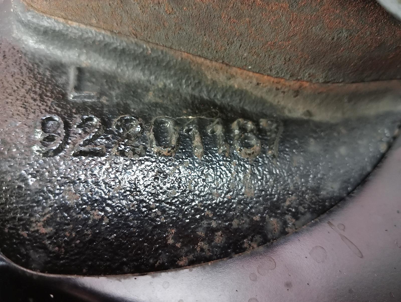 8877583