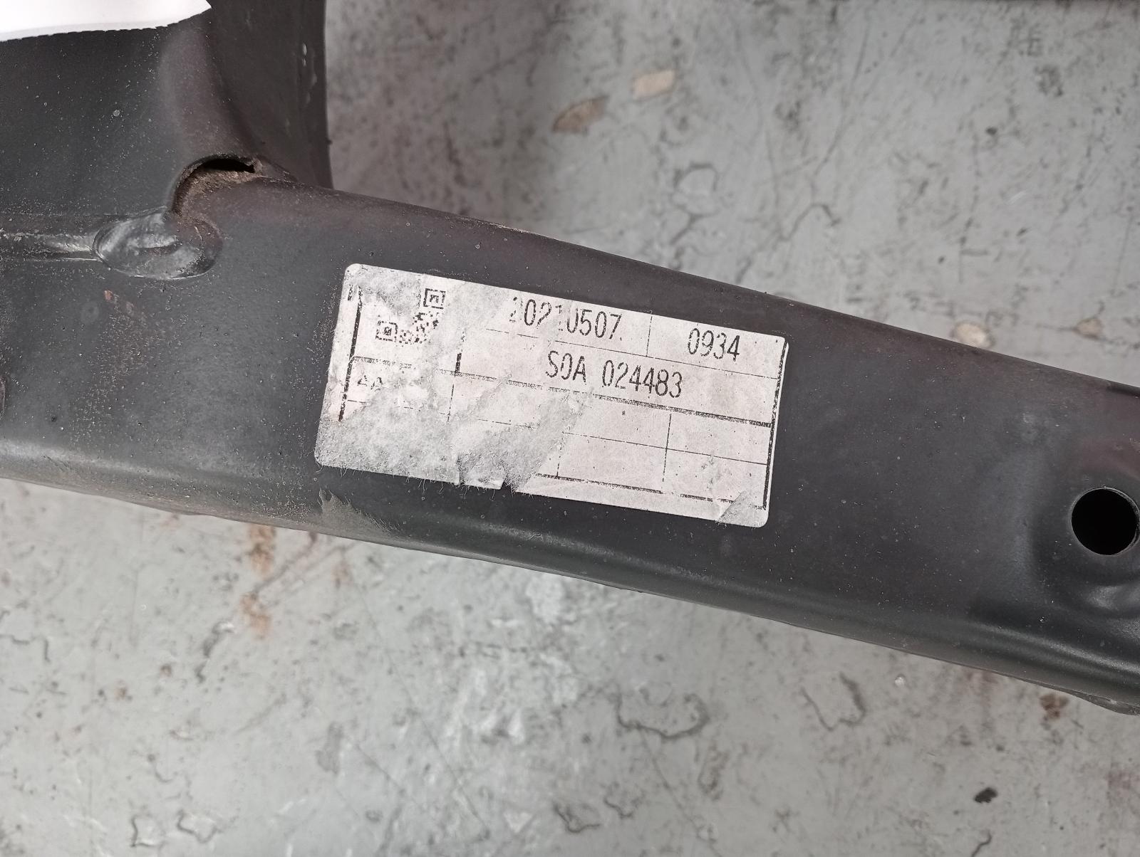 8905680