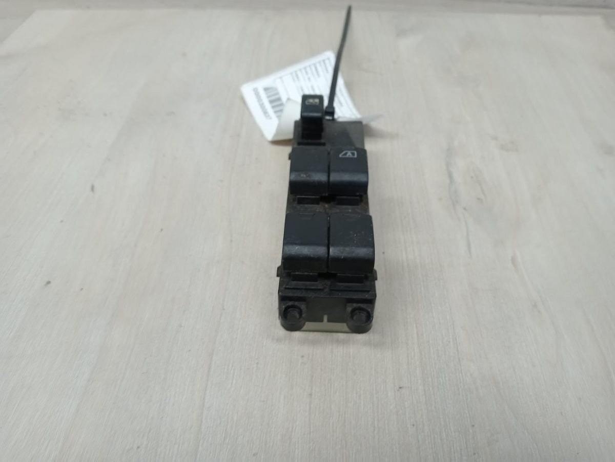 9010272
