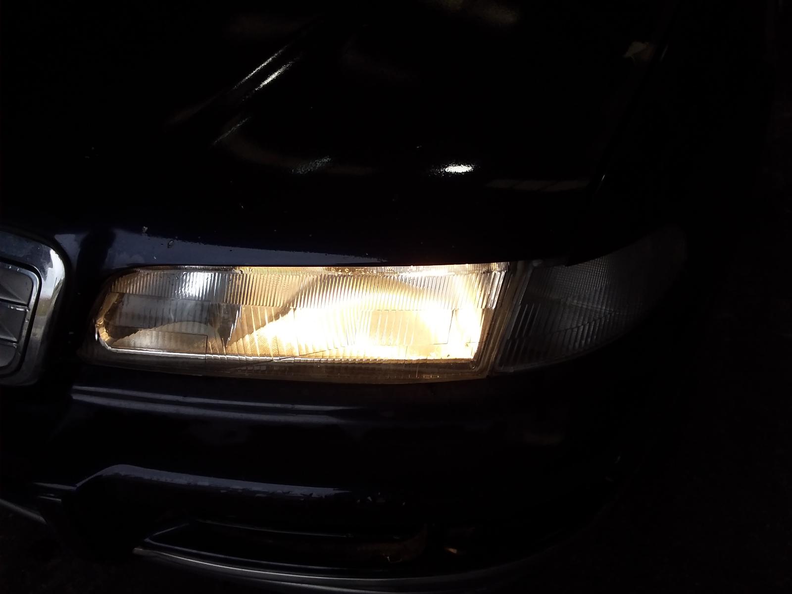 8973512