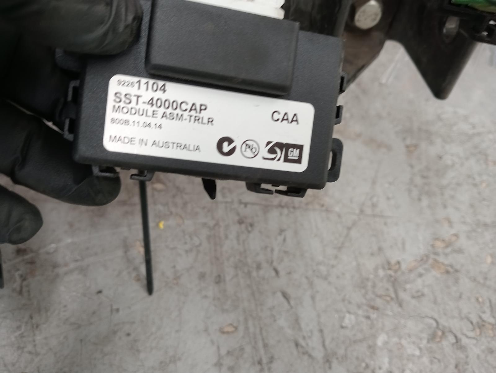 8905959