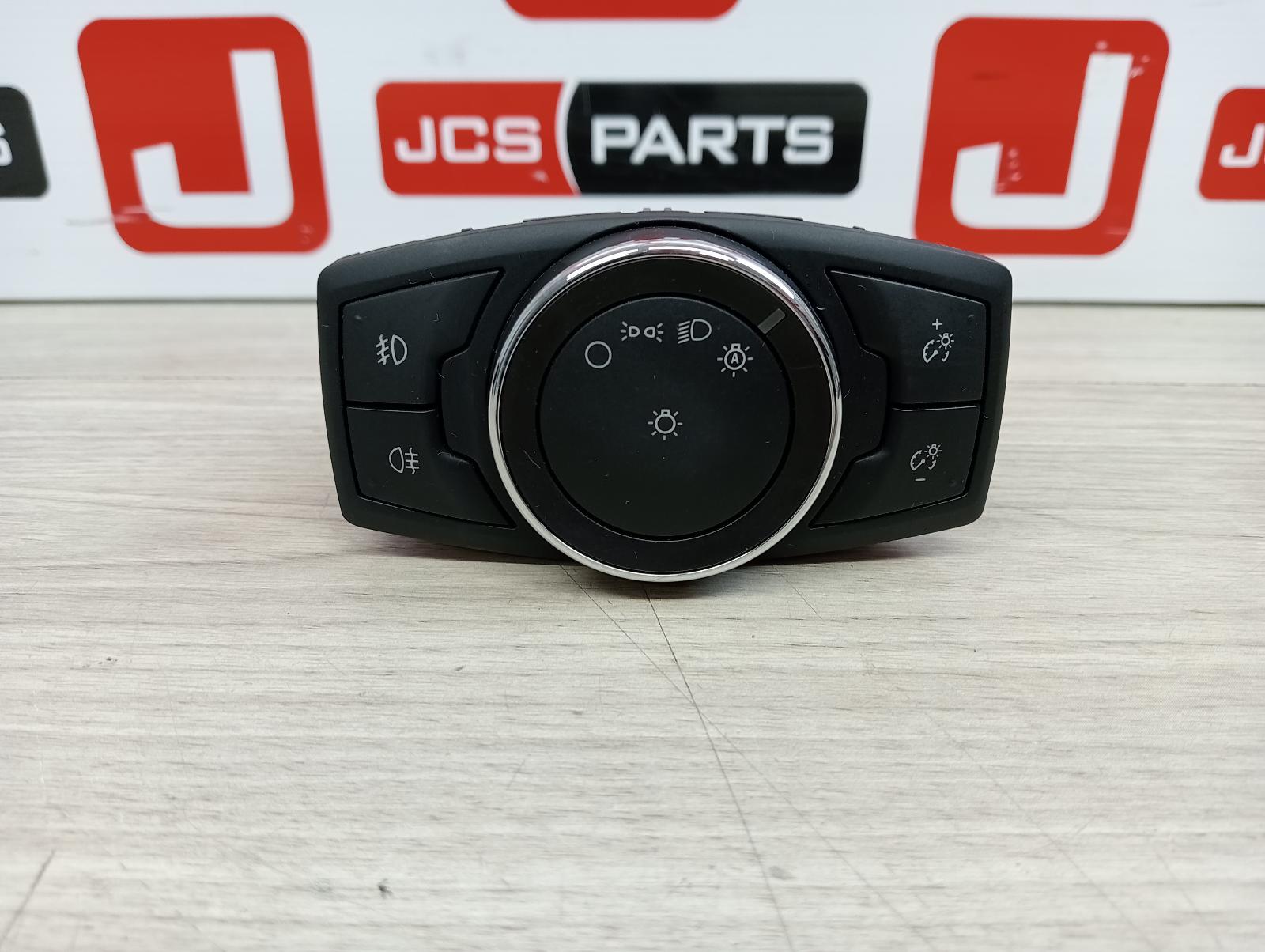 8950915