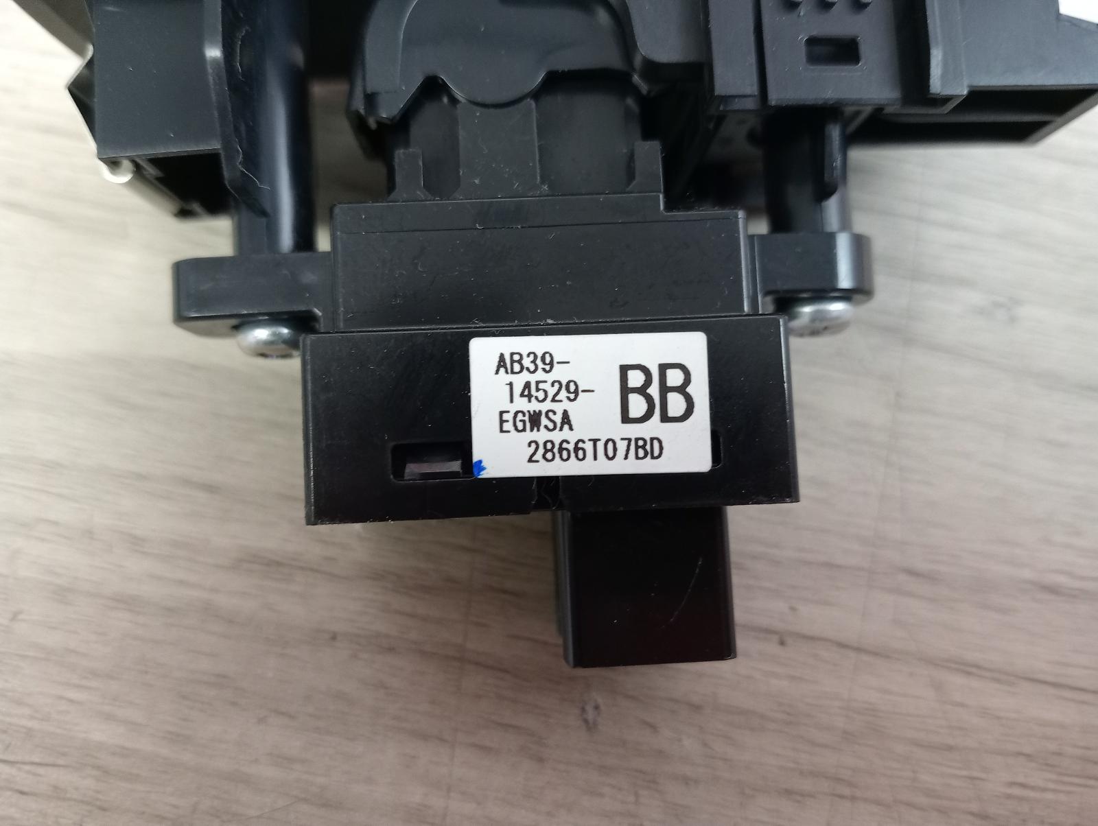 8976027
