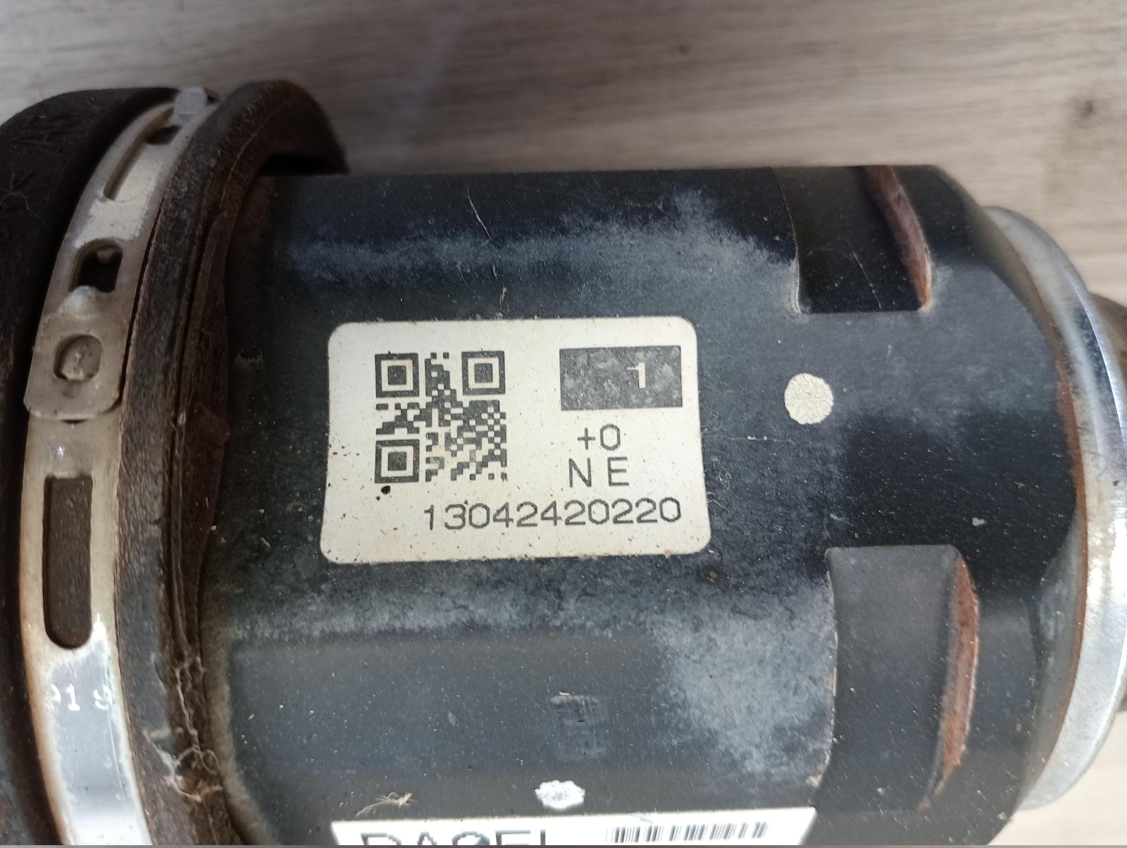 8975015