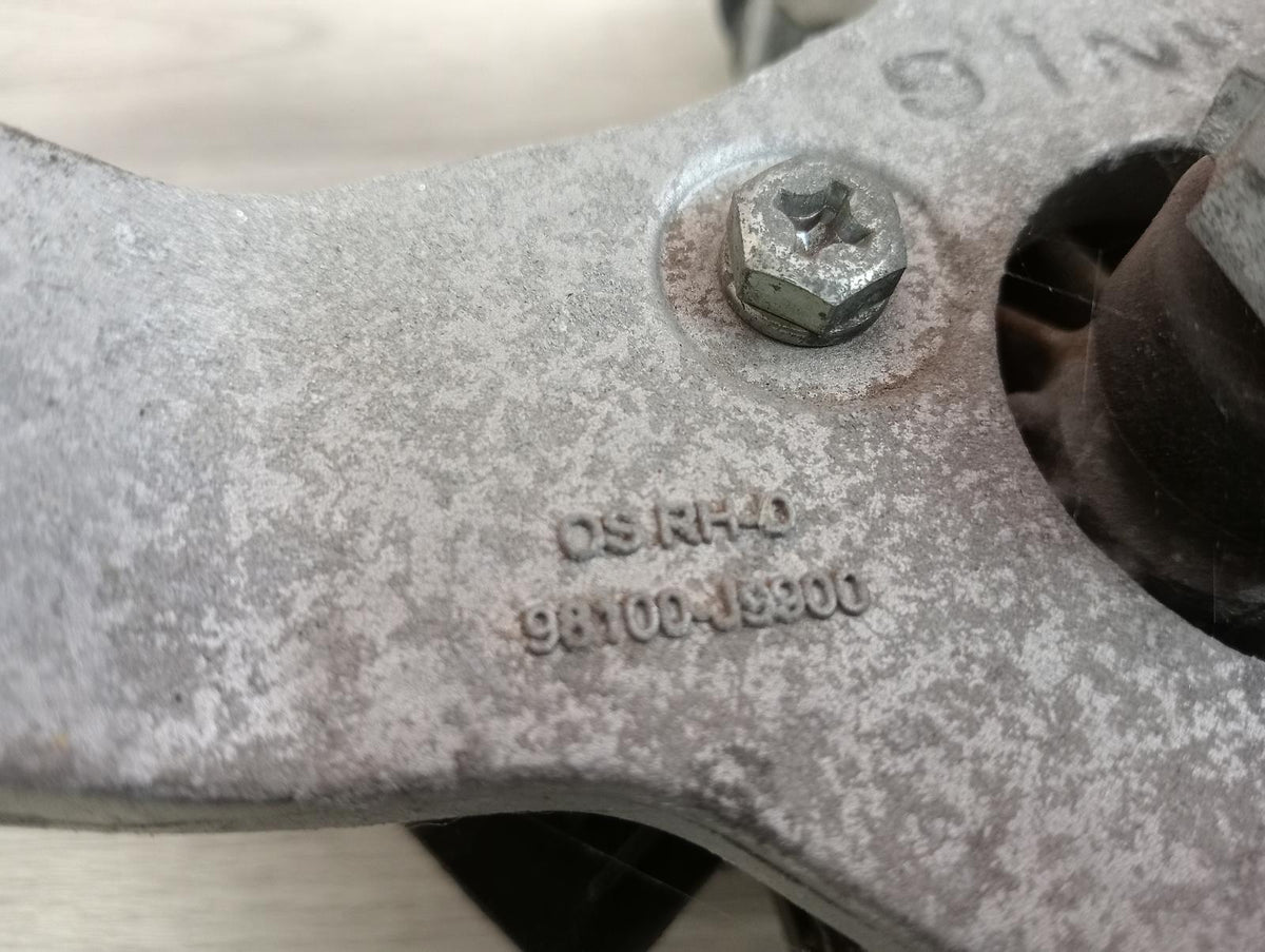 9069757