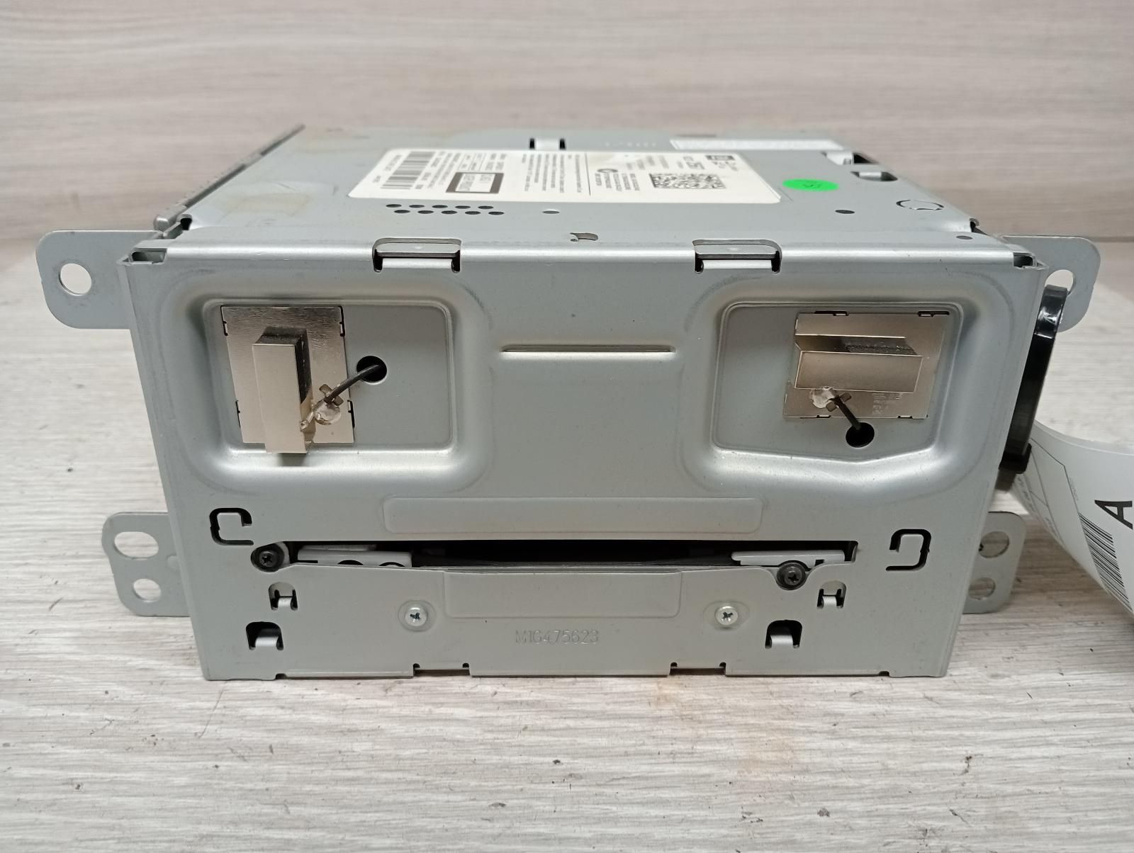 HOLDEN COMMODORE STEREO/HEAD UNIT HEAD UNIT, SAT NAV TYPE (W/ CD), VF, 05/13-12/