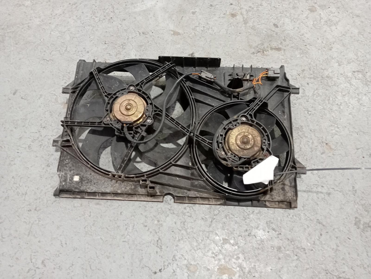9004725