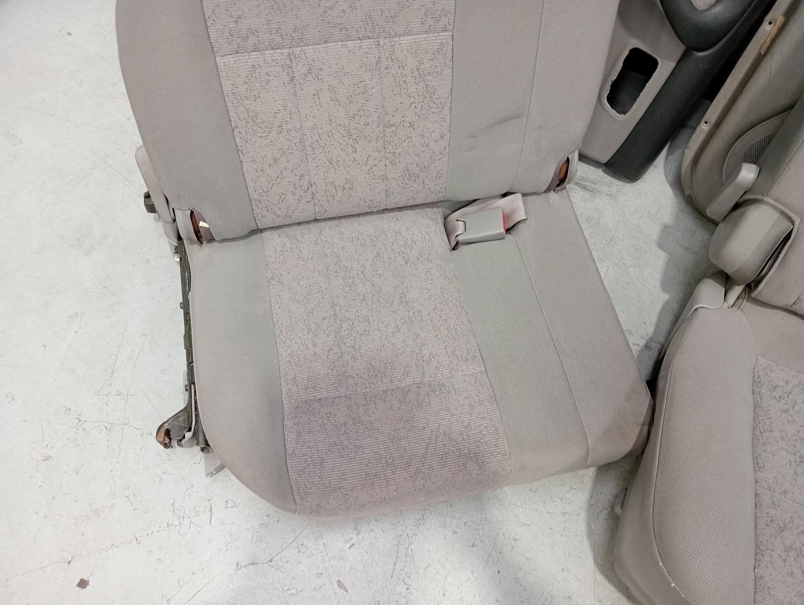 8959098