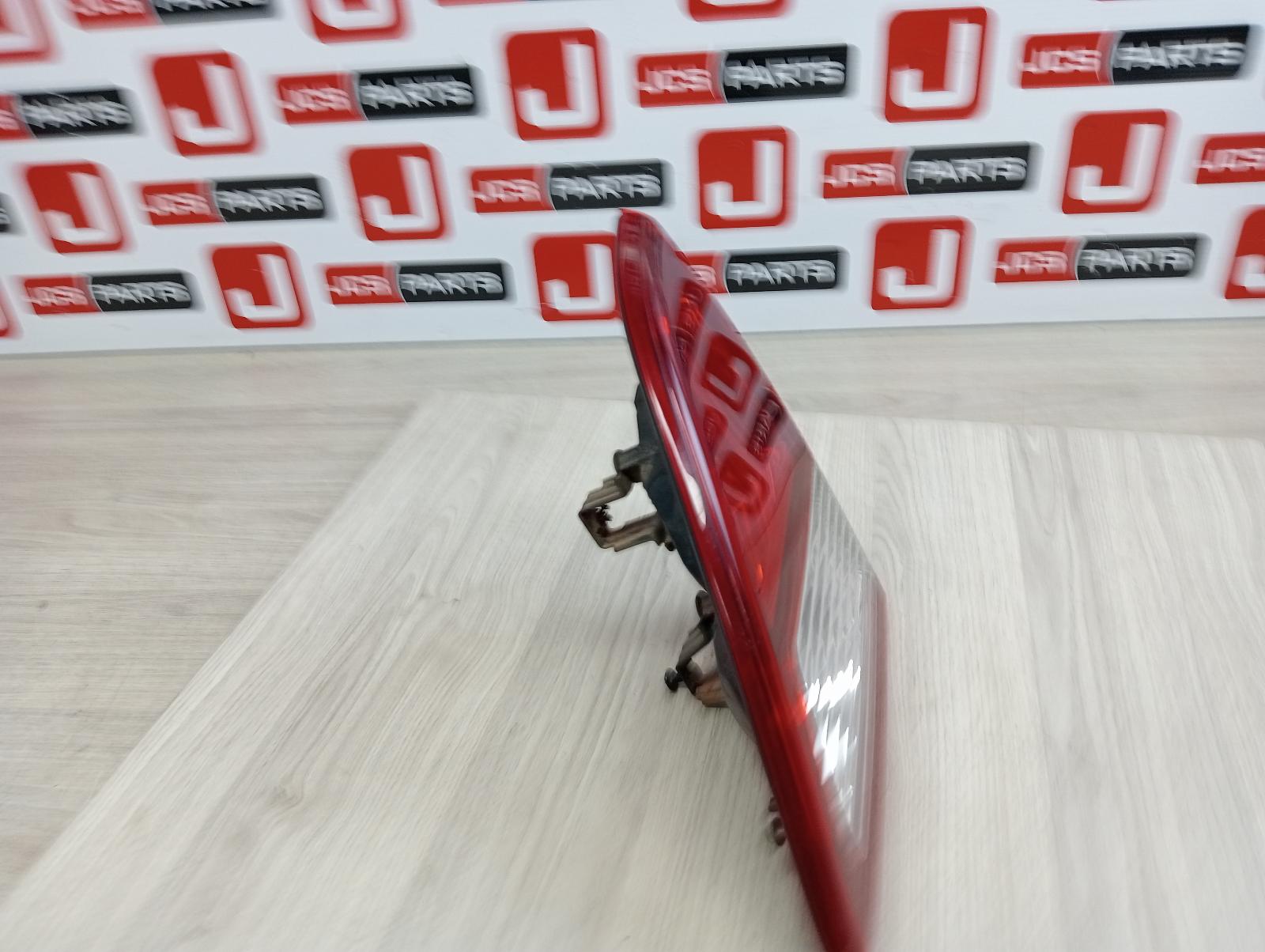 8947136