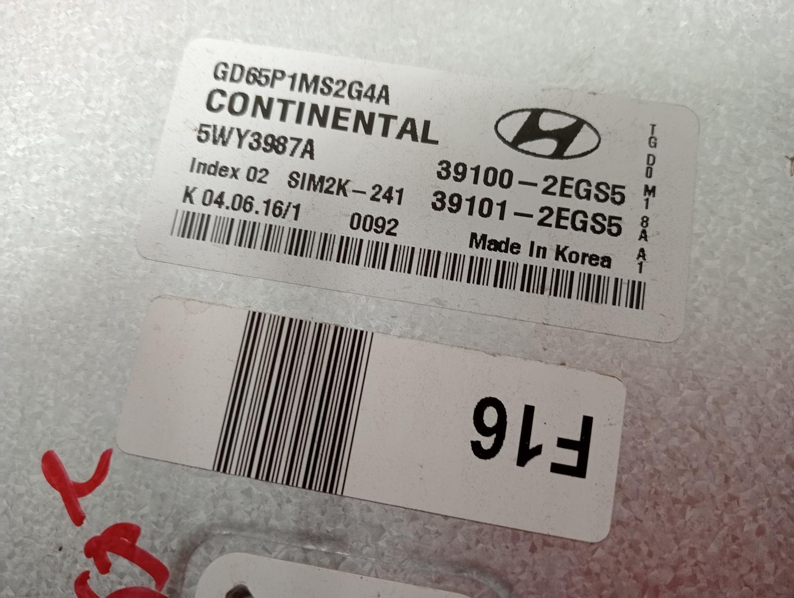 8959940