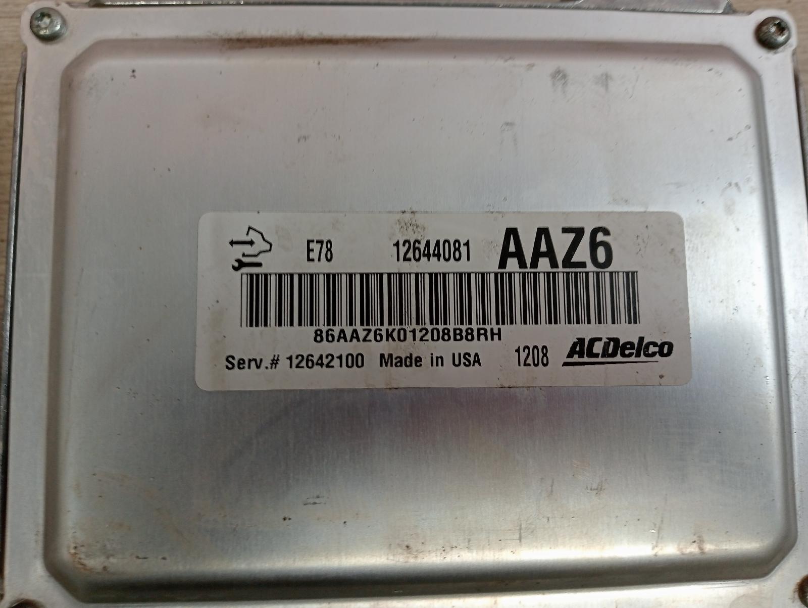 8982104