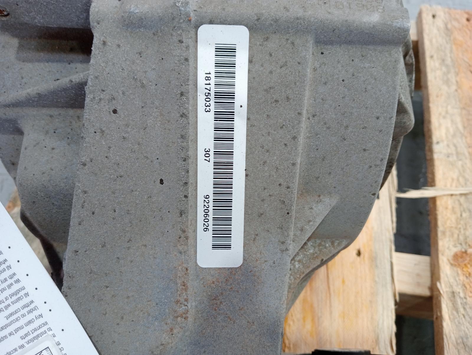 8981564