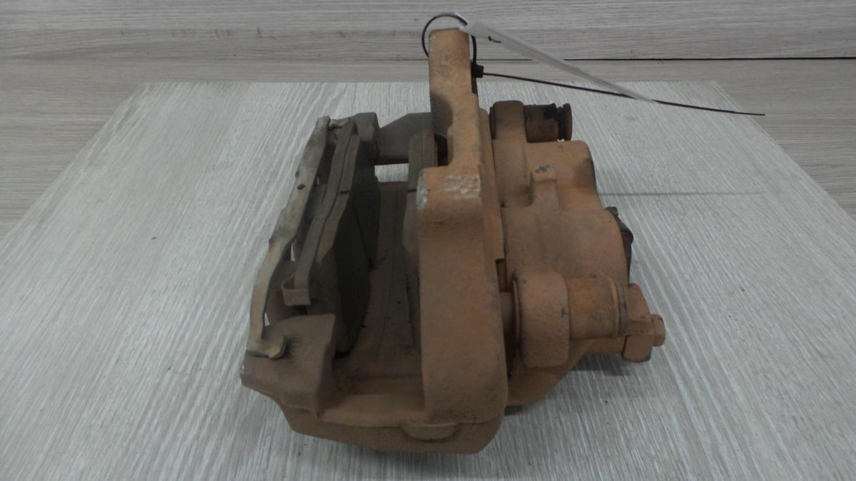 9004370