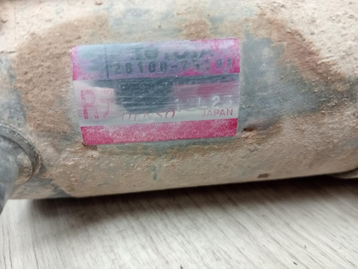 8997719