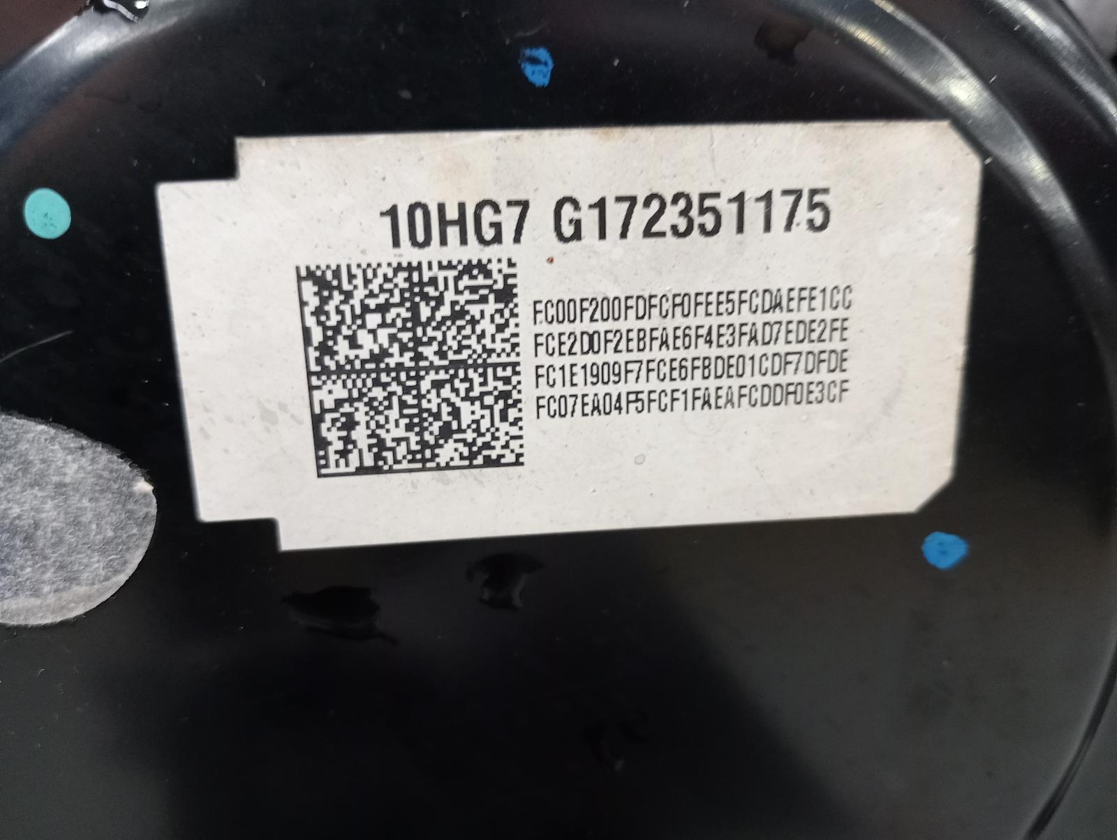 8985232