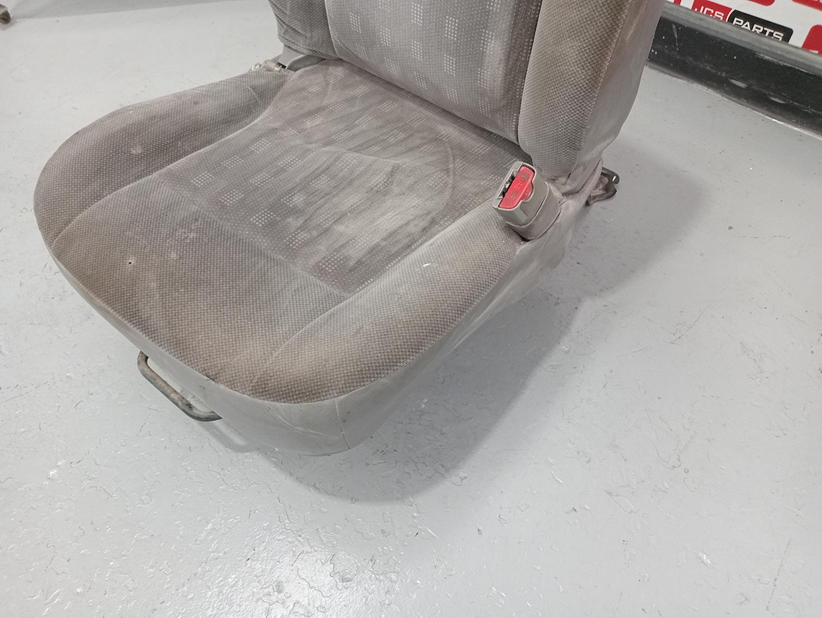 8954949