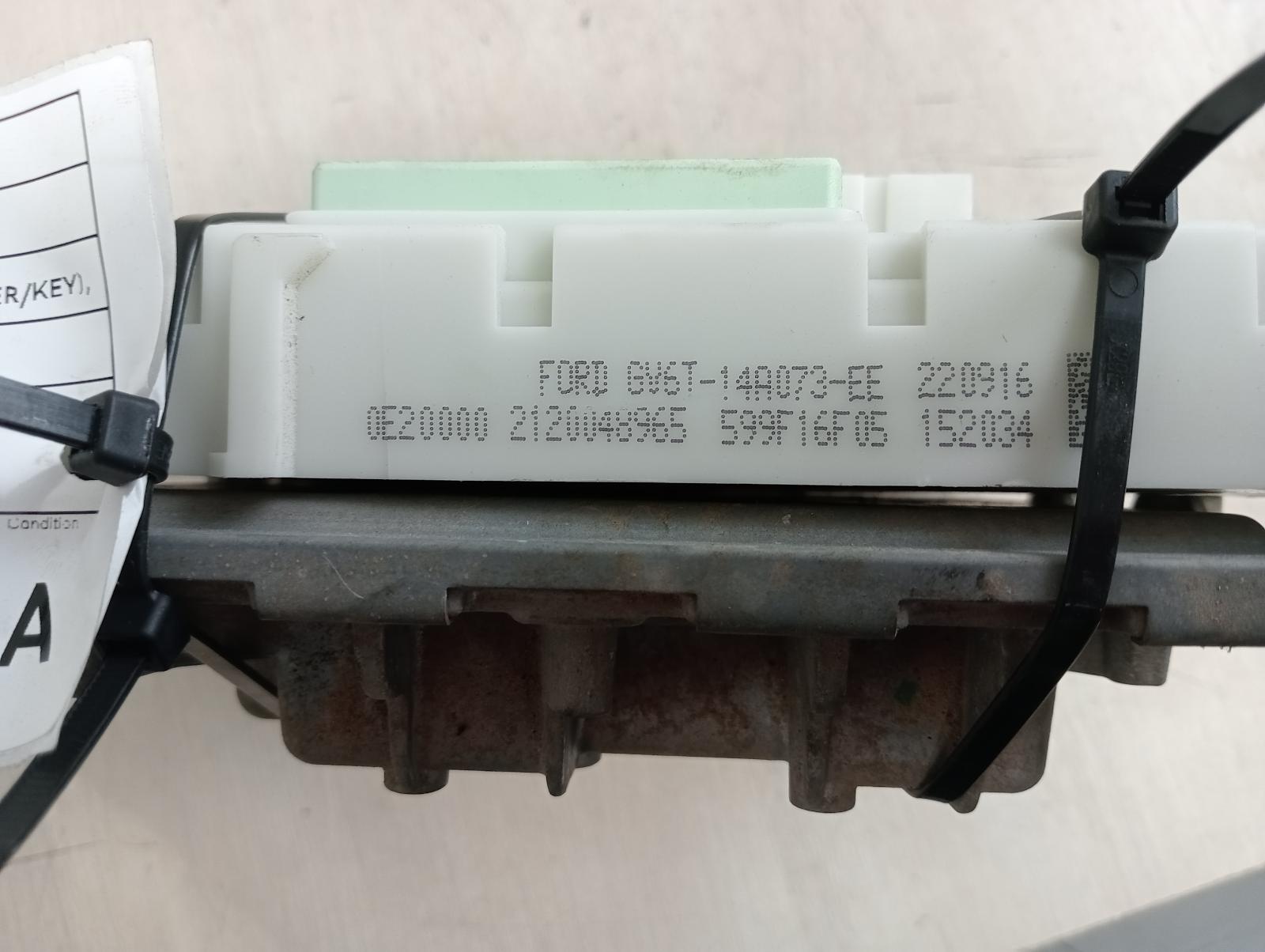 8952672