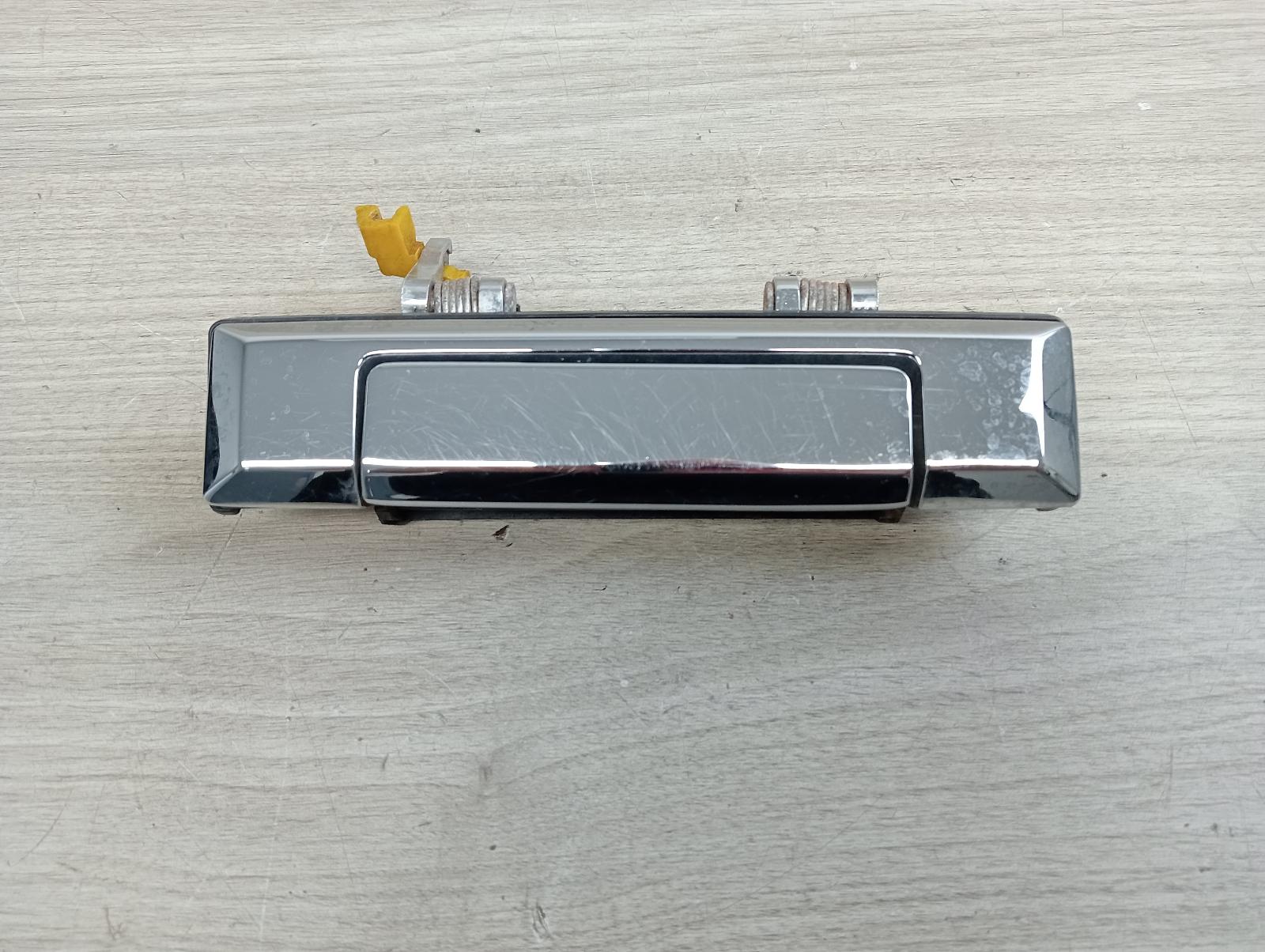 8931338