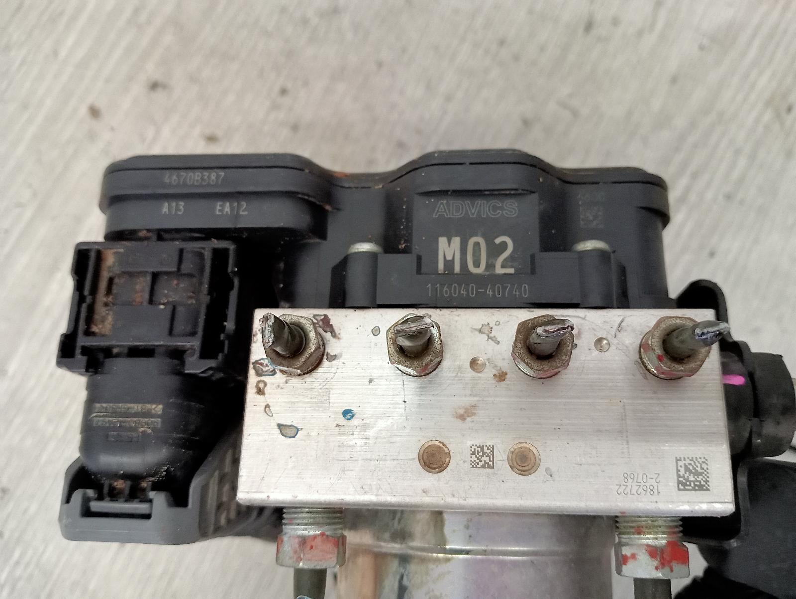 8902278