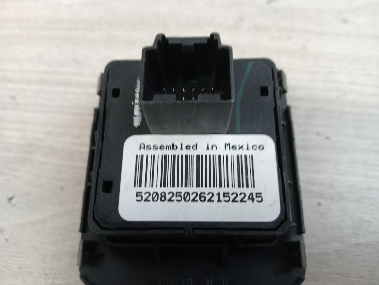 8830802