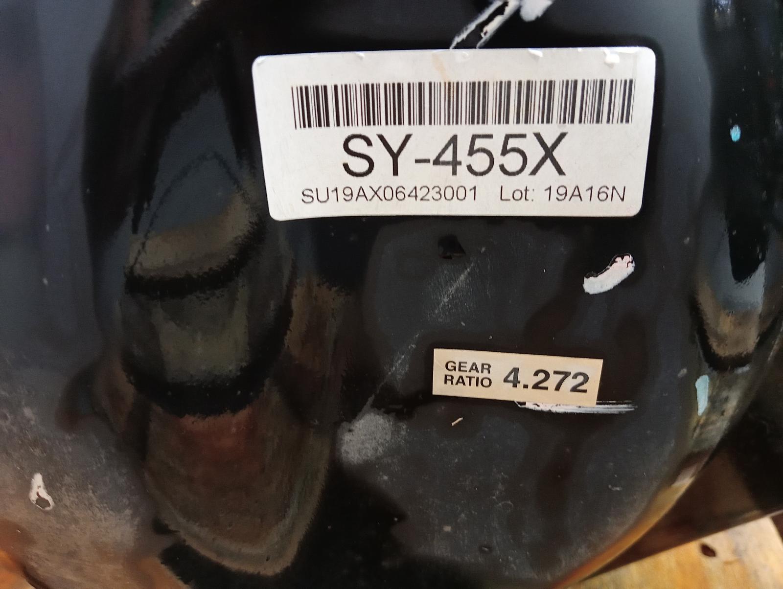 8972835