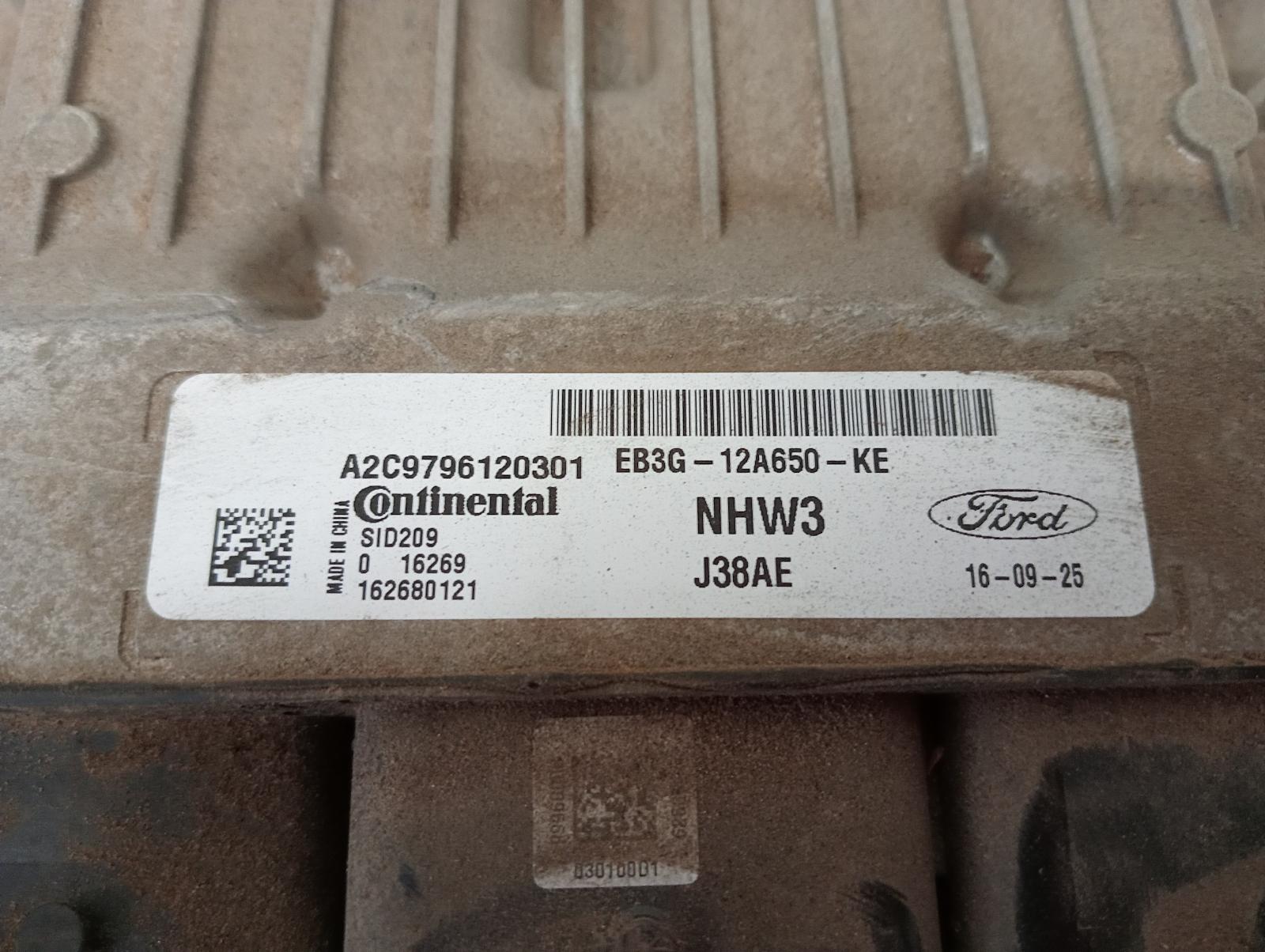 8972587