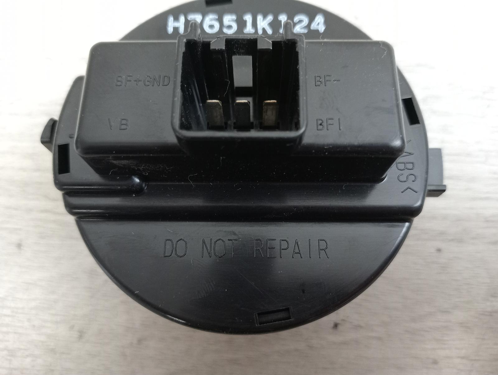 8845223