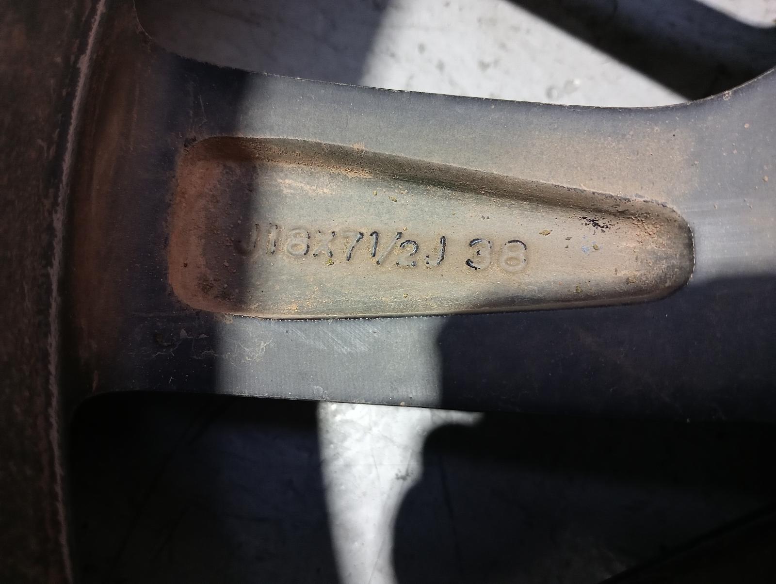 8946211