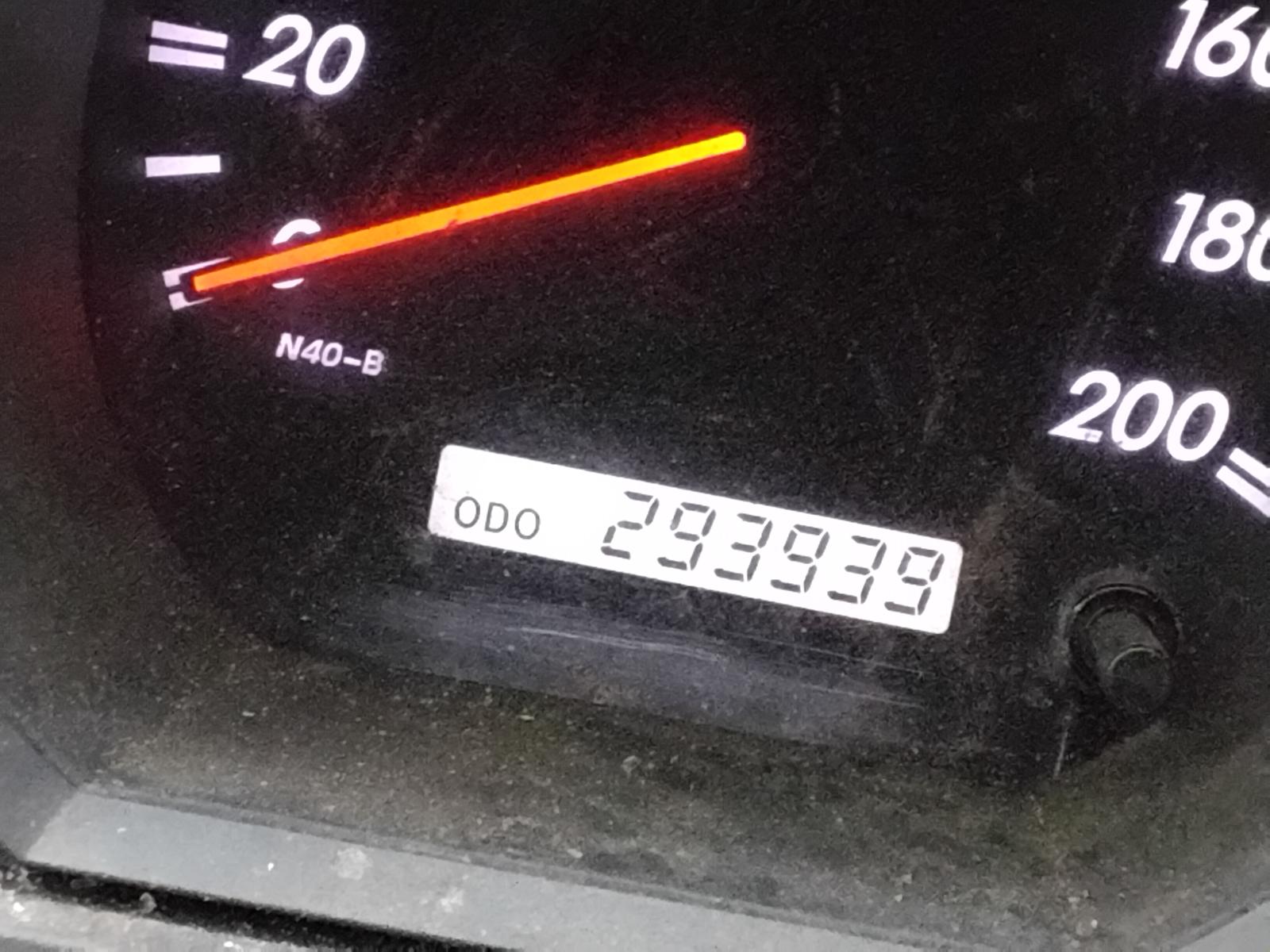 8851086