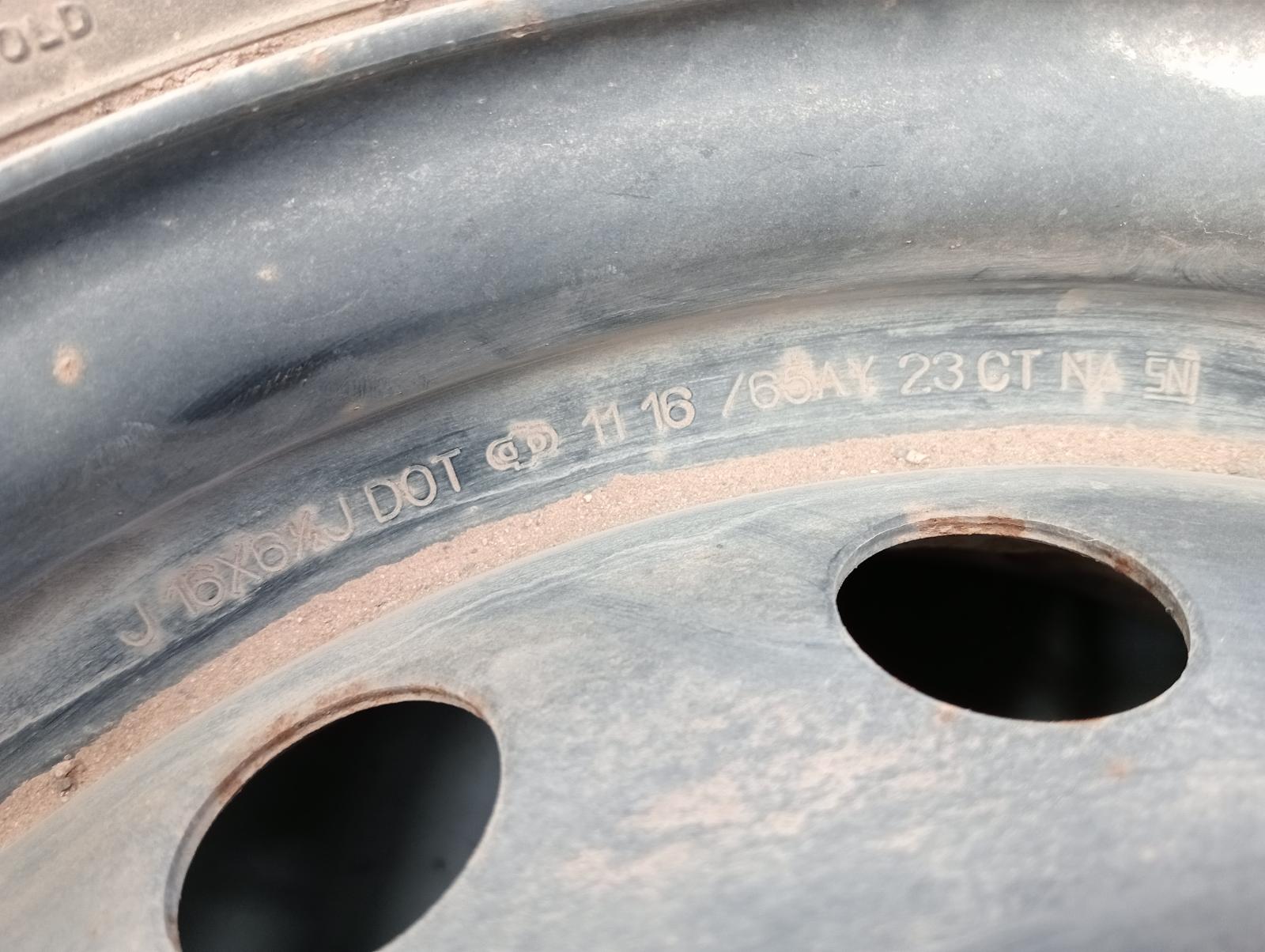 8958408
