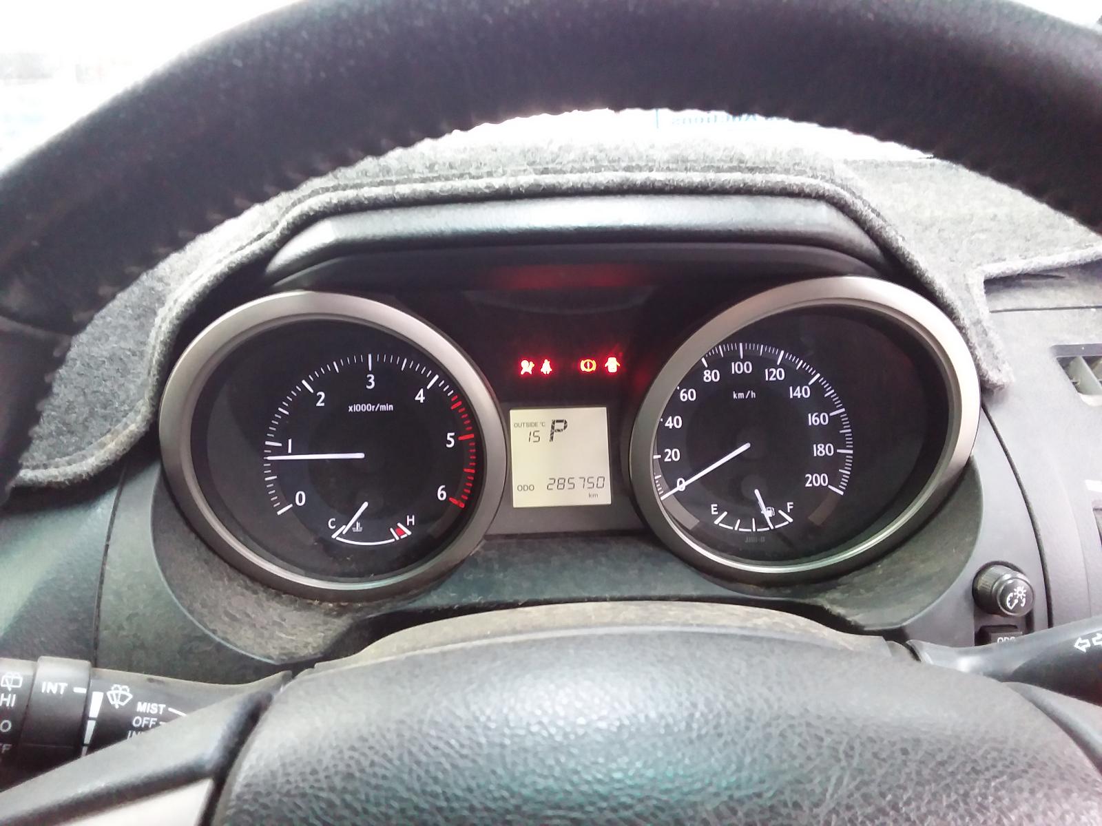 8981582