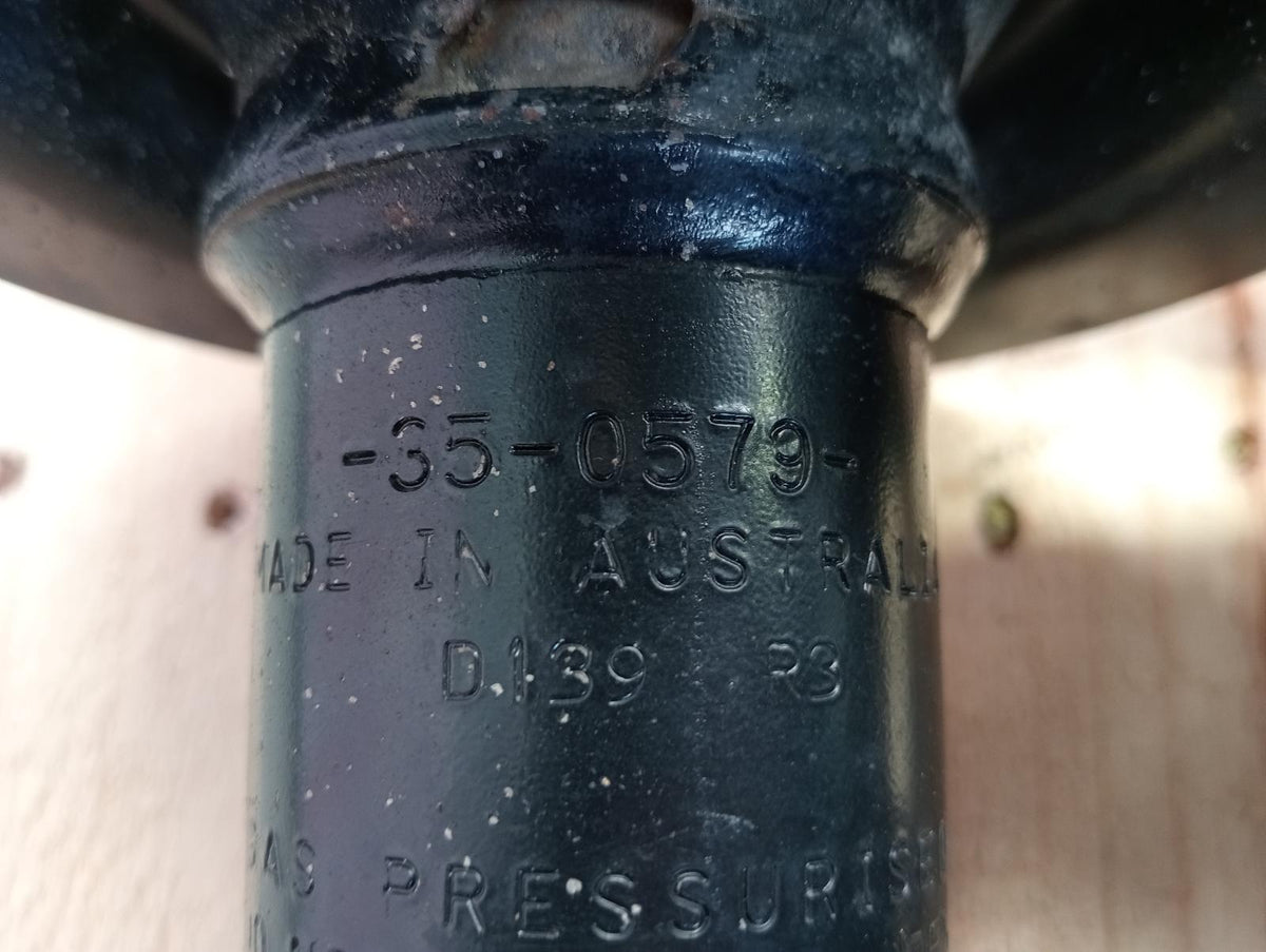 9044631
