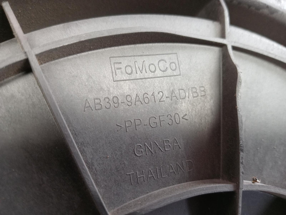 9047177