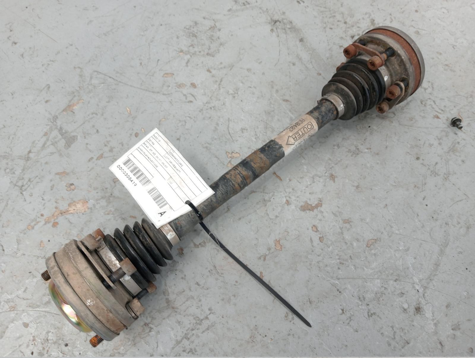 8951476
