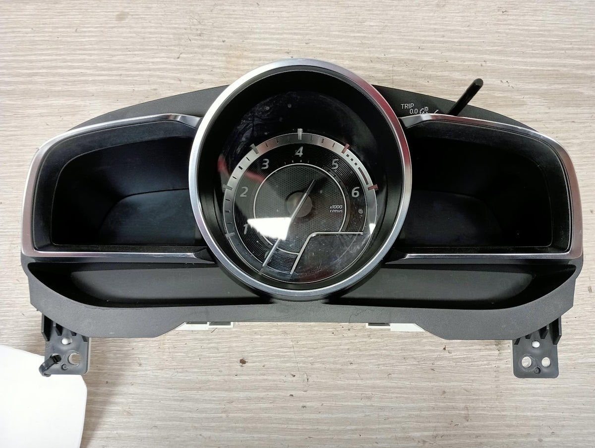 MAZDA CX3 INSTRUMENT CLUSTER INSTRUMENT CLUSTER, DIESEL, AUTO T/M, sTOURING/AKAR