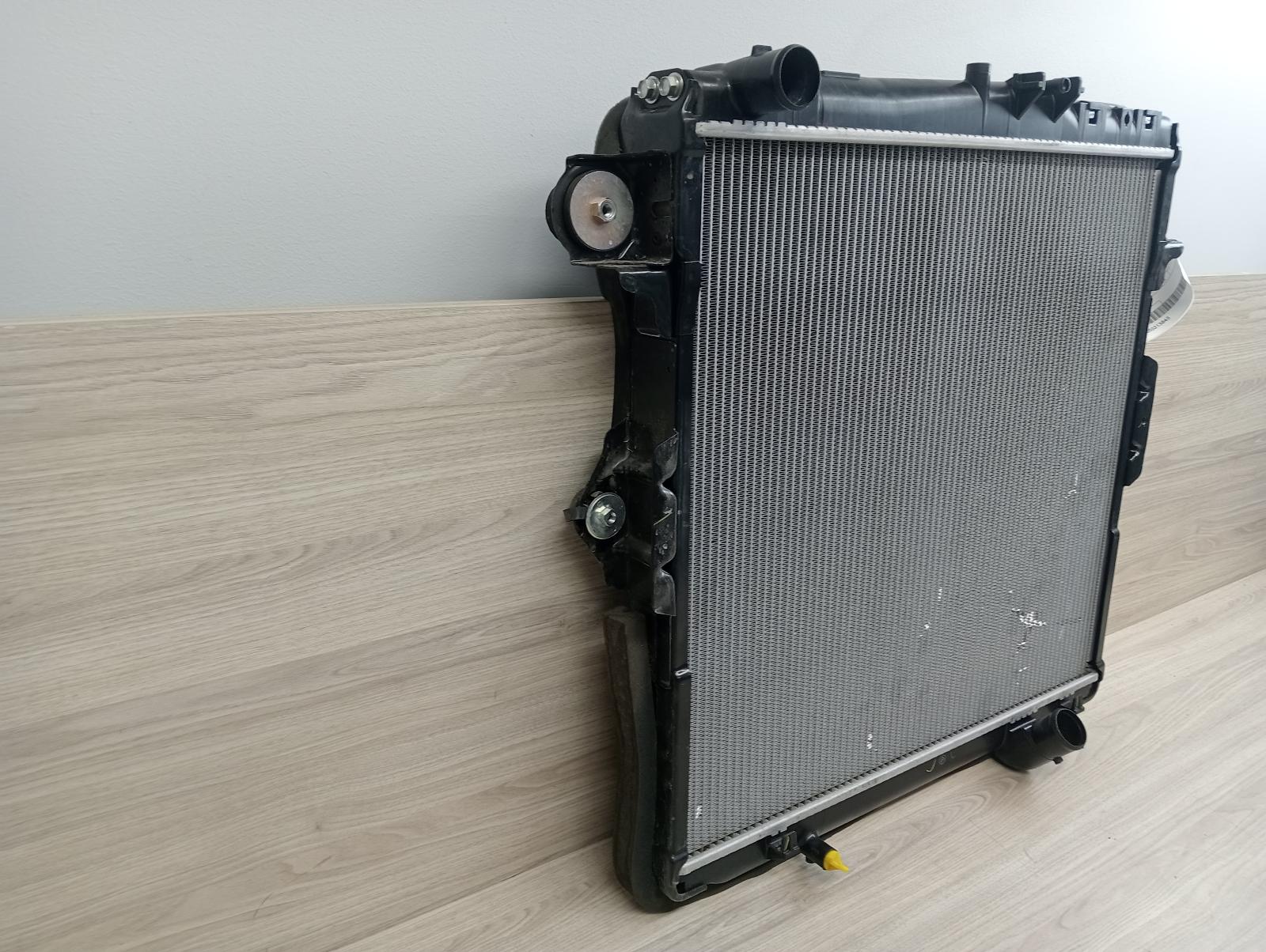 8976929