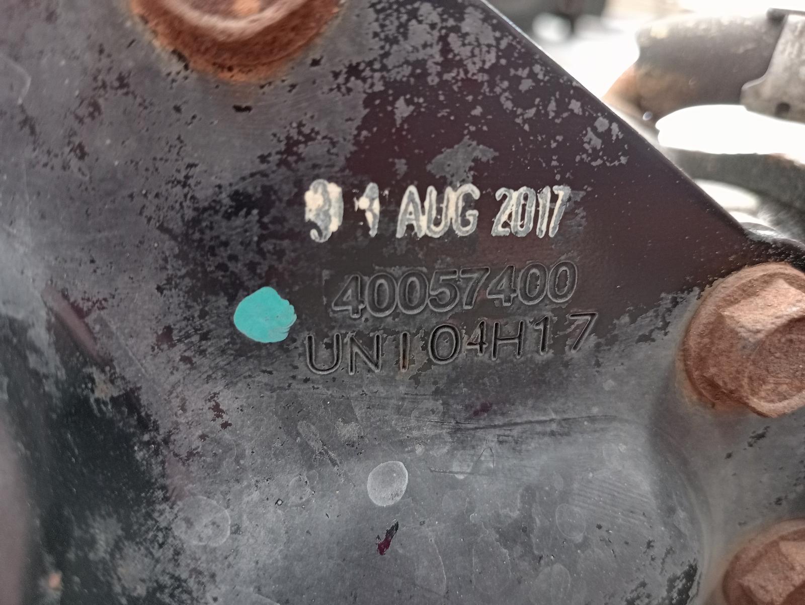 8984372