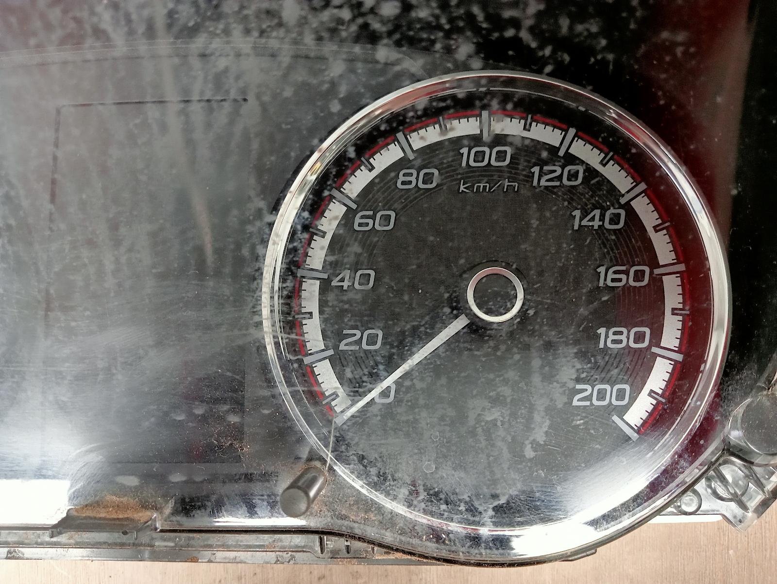 8960005