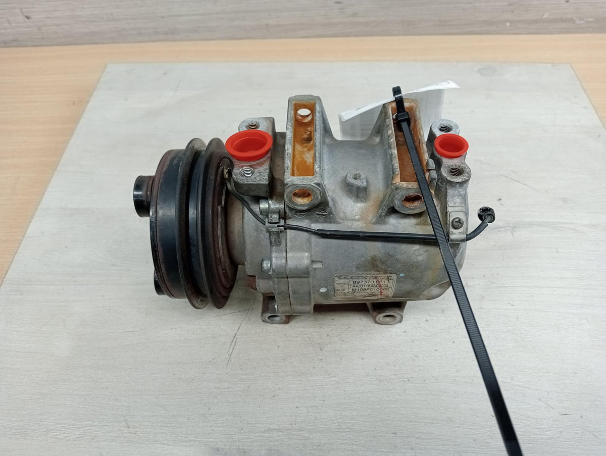 9004988