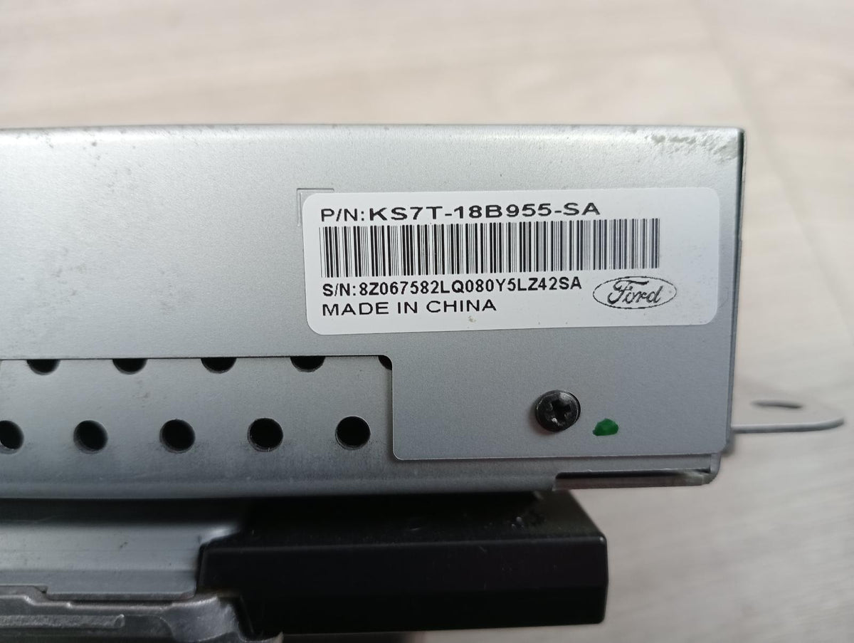 8991122