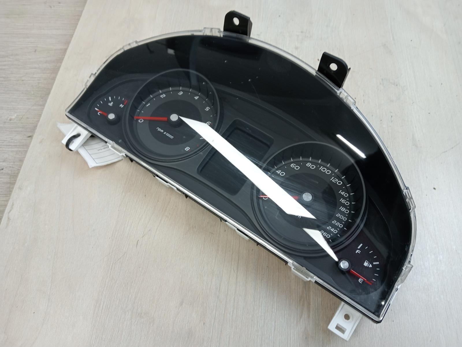 HOLDEN COMMODORE INSTRUMENT CLUSTER INSTRUMENT CLUSTER, VE, SV6, P/N A2C53388699