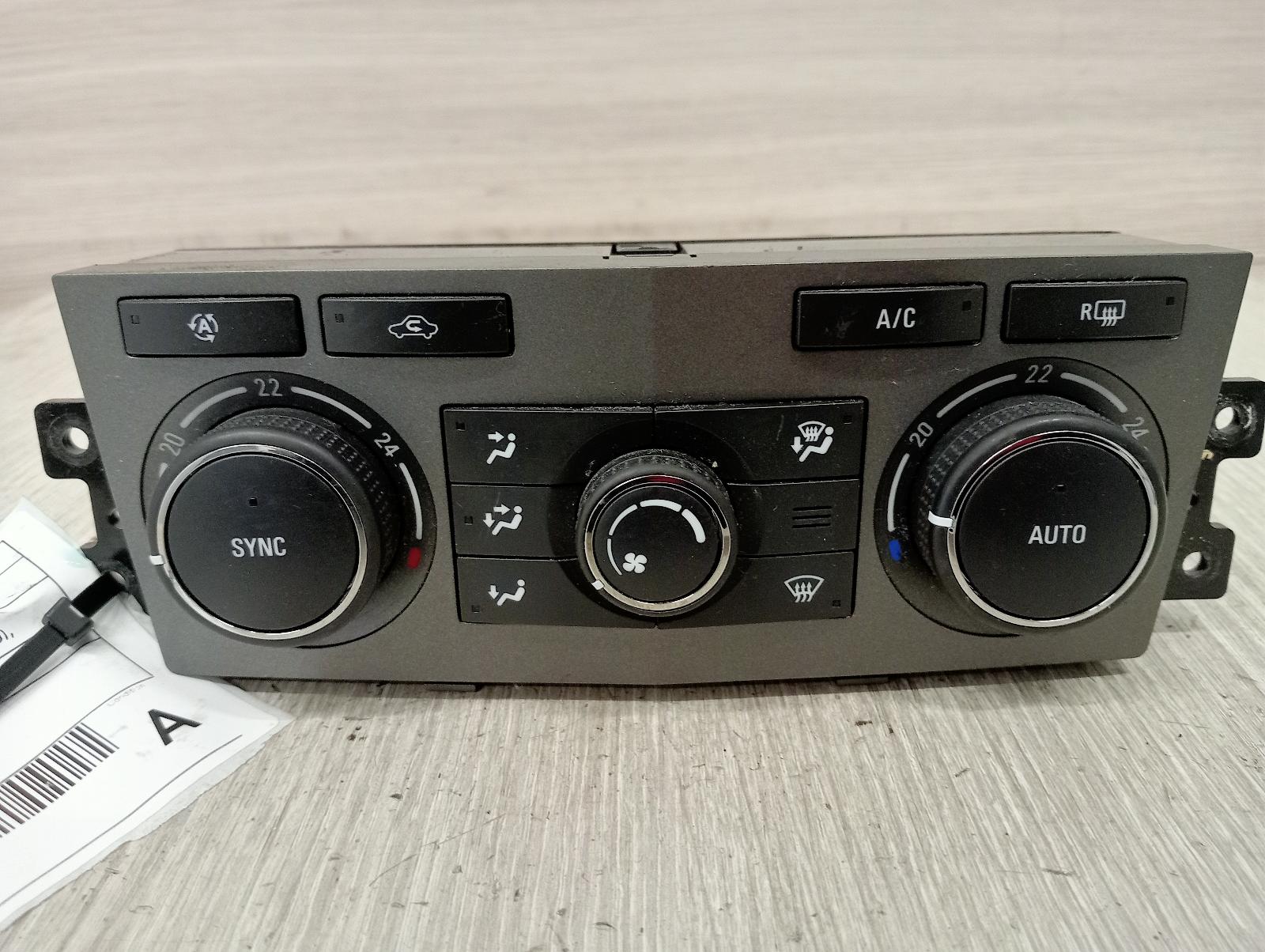 8960149
