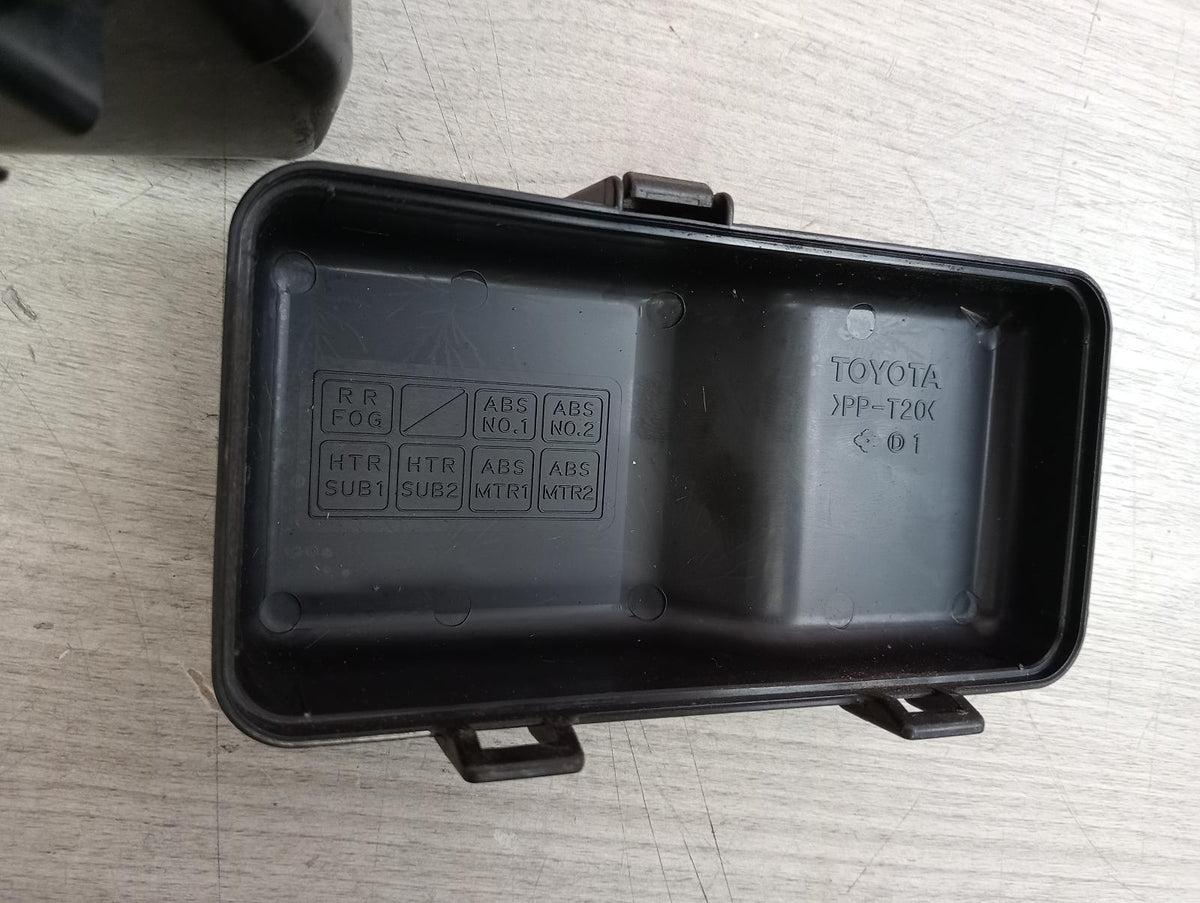 8994569