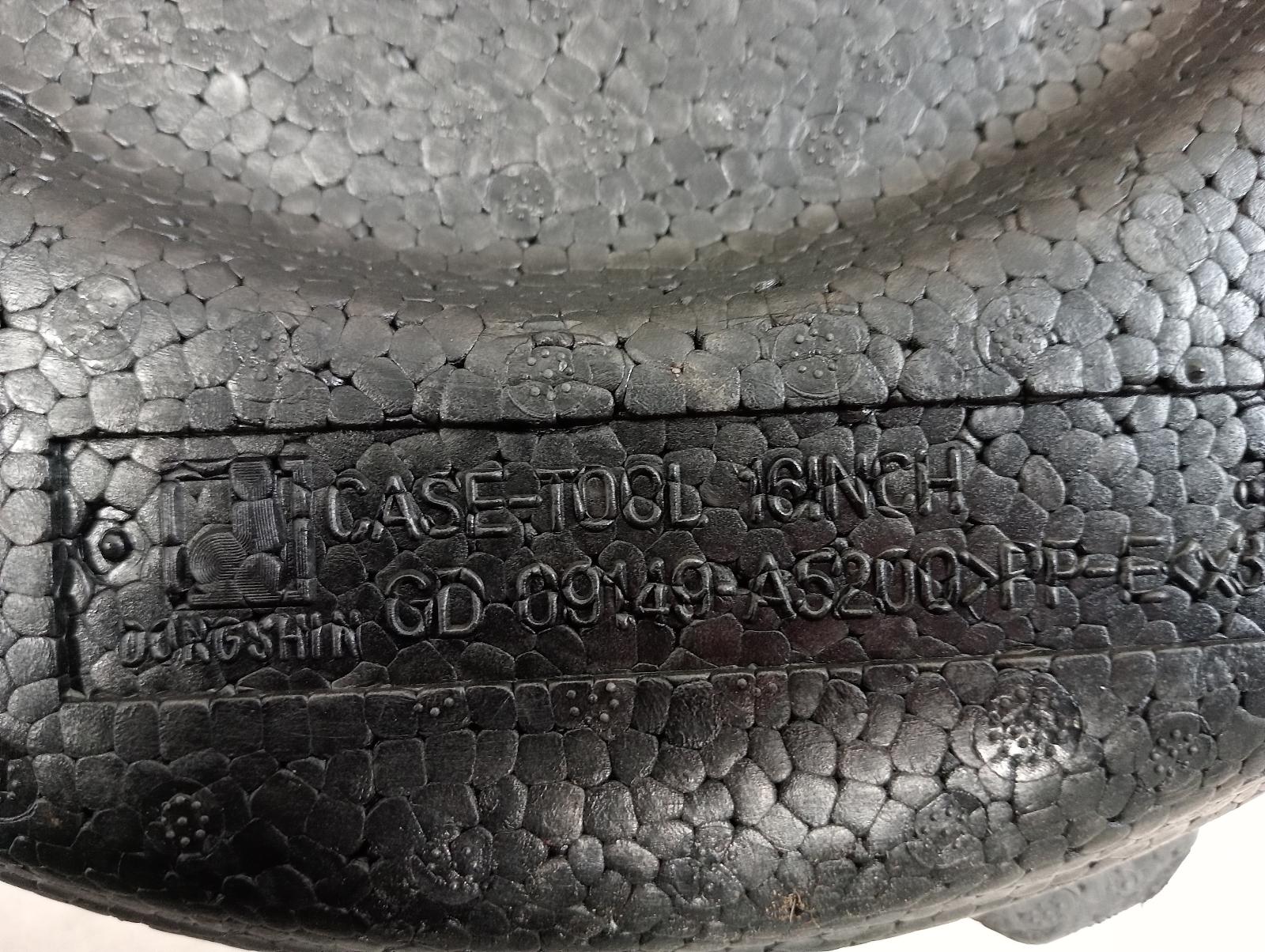 8972831