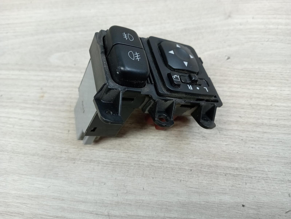 9003546