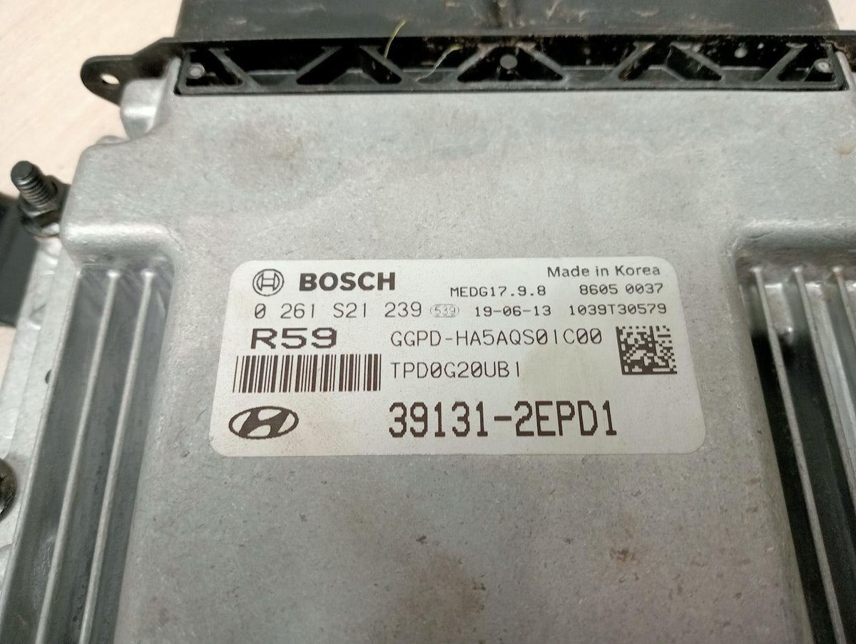 9019076