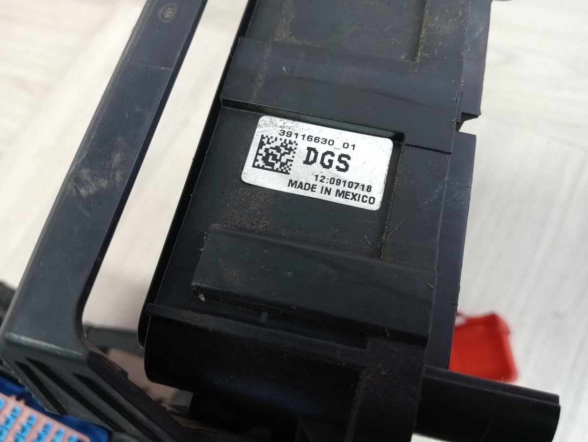 9018596