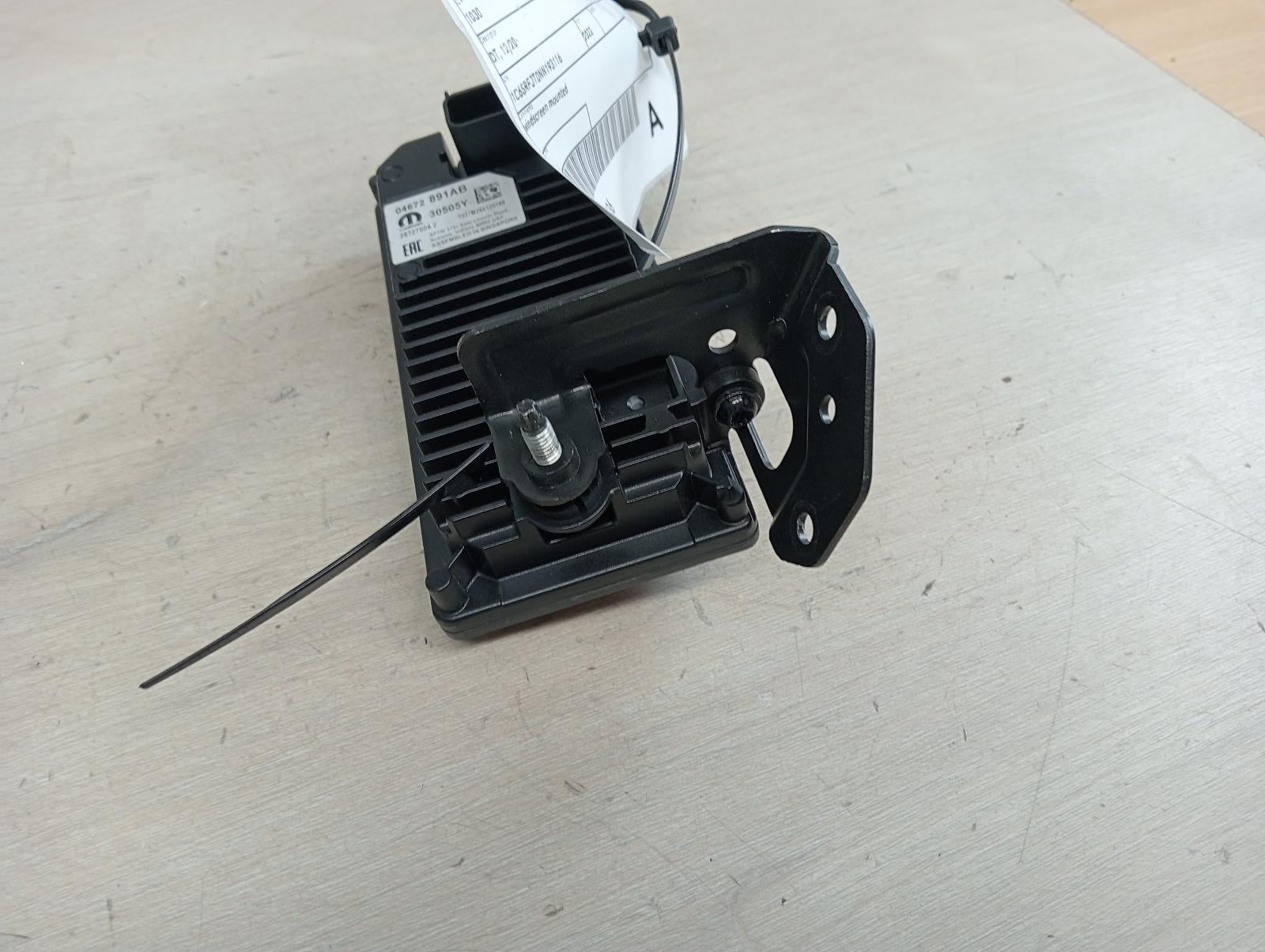 8960080