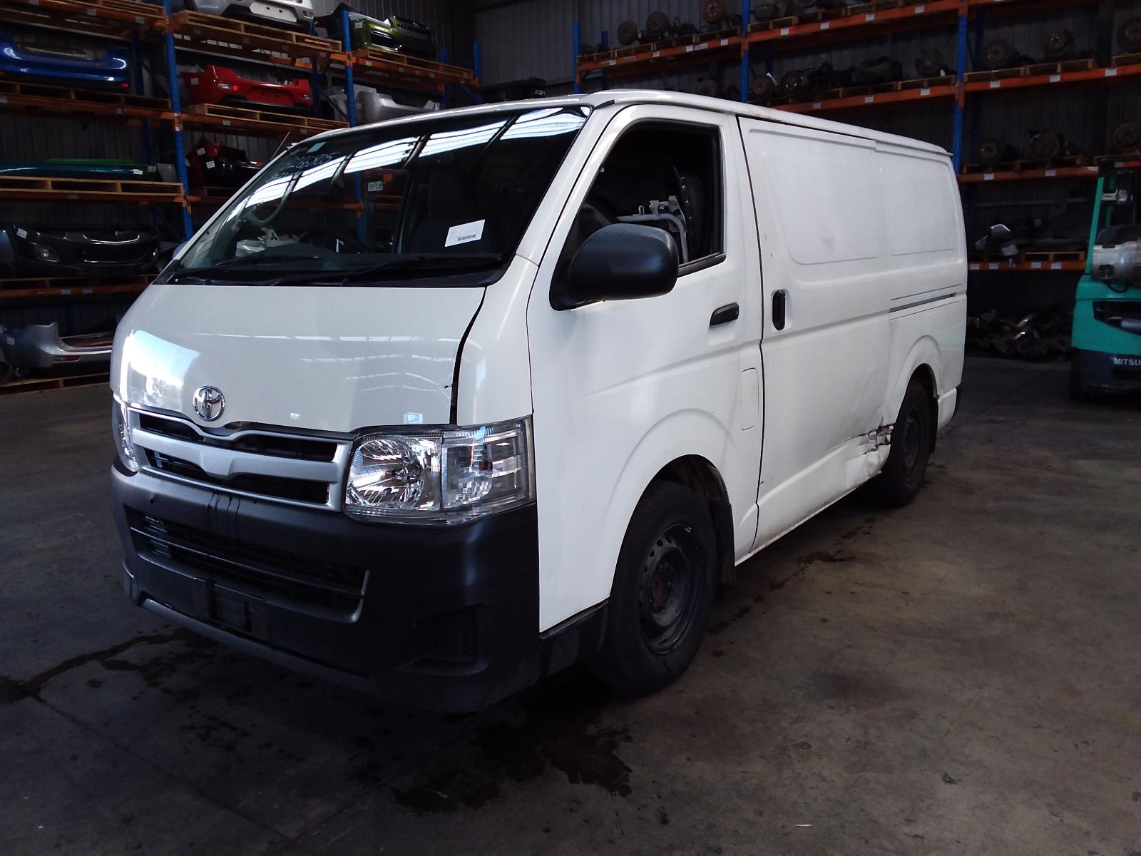 8975082